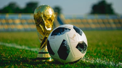 مباراةالنصروالريالصراعالعمالقةفيعالمكرةالقدم